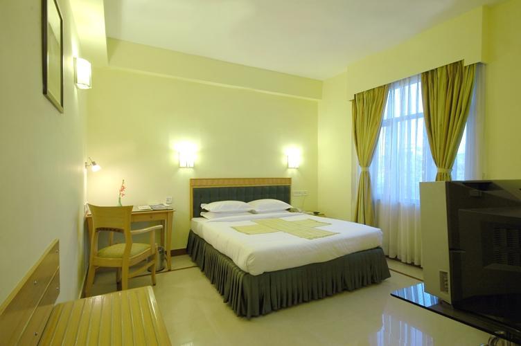 The Senator Hotel Καλκούτα Εξωτερικό φωτογραφία