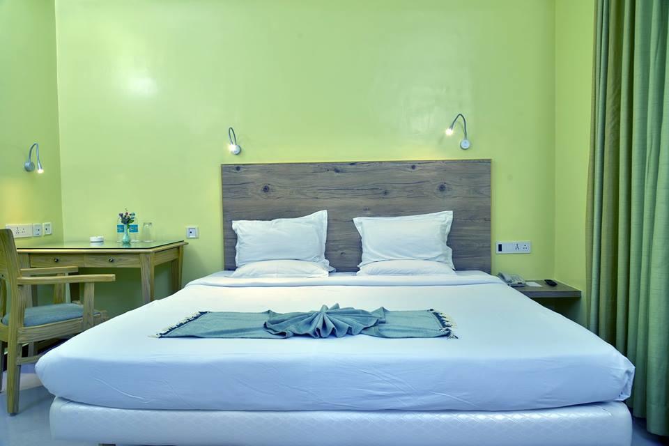 The Senator Hotel Καλκούτα Εξωτερικό φωτογραφία