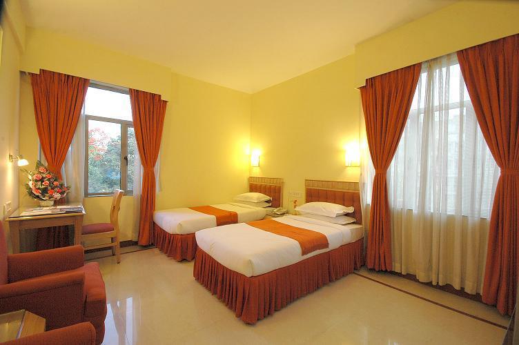 The Senator Hotel Καλκούτα Εξωτερικό φωτογραφία